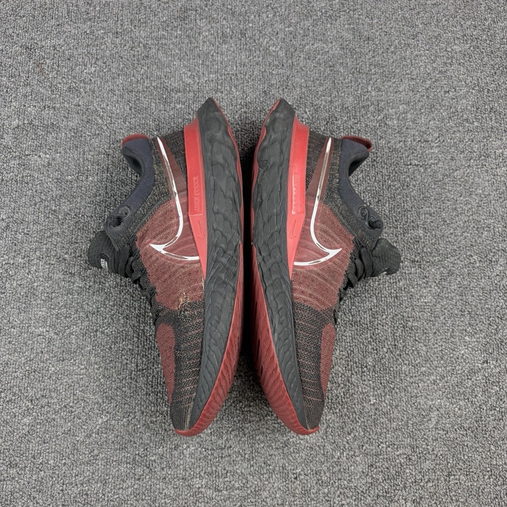 Nike React Infinity Run Flyknit 2 'Bred' Black Red Sneakers CT2357-006 Mens 11.5 - Picture 10 of 11